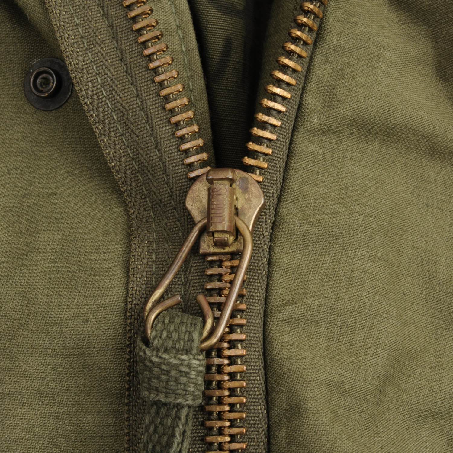 VINTAGE US ARMY M-1965 M65 FIELD JACKET 1984 SIZE MEDIUM REGULAR(Vintage Us Army M 1965 M65 Field Jacket 1984 Size Medium Regular 1) 5 VINTAGE US ARMY M-1965 M65 FIELD JACKET 1984 SIZE MEDIUM REGULAR(Vintage Us Army M 1965 M65 Field Jacket 1984 Size Medium Regular 1) - Image 5