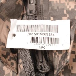 VINTAGE US ARMY DIGITAL CAMO PARKA 2009 SIZE LARGE REGULAR NOS(Vintage Us Army Digital Camo Parka 2009 Size Large Regular) -Rare Gear USA Shop DSC 6897 1