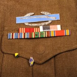 VINTAGE US ARMY WOOL FIELD JACKET WW2 ERA SIZE 34S WITH PATCHES, INSIGNIAS AND RIBBONS(Vintage Us Army Wool Field Jacket Size 34s With Patches Insignias And Ribbons) 27 VINTAGE US ARMY WOOL FIELD JACKET WW2 ERA SIZE 34S WITH PATCHES, INSIGNIAS AND RIBBONS(Vintage Us Army Wool Field Jacket Size 34s With Patches Insignias And Ribbons) -Rare Gear USA Shop DSC 6926 1