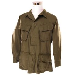 VINTAGE US ARMY TROPICAL COMBAT JACKET 4TH PATTERN 1968 VIETNAM WAR SIZE MEDIUM SHORT(Vintage Us Army Tropical Combat Jacket 4th Pattern 1968 Vietnam War Size Medium Short)