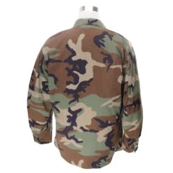 VINTAGE US ARMY WOODLAND CAMO COMBAT JACKET PATCH SPECIAL FORCES 1996 LARGE(Vintage Us Army Woodland Camo Combat Jacket Patch 1996 Size Large Regular) -Rare Gear USA Shop DSC 7064