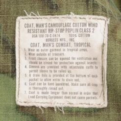 VINTAGE US ARMY TROPICAL COMBAT CAMO JACKET 5TH PAT 1970 VIETNAM WAR SMALL REG(Vintage Us Army Tropical Combat Camo Jacket 5rd Pat 1970 Vietnam War Small Reg) -Rare Gear USA Shop DSC 7129 131cb17d fdb6 4de6 bd10 281394c130c1