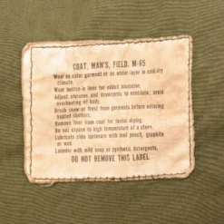 VINTAGE US ARMY M-1965 M65 FIELD JACKET 1970 VIETNAM WAR SIZE MEDIUM SHORT(Vintage Us Army M 1965 M65 Field Jacket 1970 Vietnam War Size Medium Short 1) -Rare Gear USA Shop DSC 7148 1