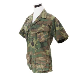 VINTAGE US ARMY TROPICAL COMBAT CAMO JACKET 5TH PAT 1970 VIETNAM WAR SMALL REG(Vintage Us Army Tropical Combat Camo Jacket 5rd Pat 1970 Vietnam War Small Reg)