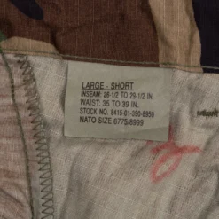 VINTAGE US ARMY RIP STOP WOODLAND CAMO COMBAT TROUSER 2000 LARGE SHORT NOS(Vintage Us Army Rip Stop Woodland Camo Combat Trouser 2000 Large Short Nos) -Rare Gear USA Shop DSC 7710