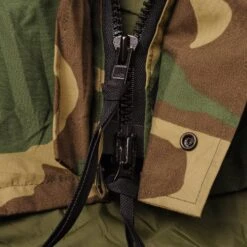 VINTAGE US ARMY ECWCS PARKA 2000 SIZE LARGE REGULAR GORETEX(Vintage Us Army Ecwcs Parka 2000 Size Large Regular Gore Tex) 9 VINTAGE US ARMY ECWCS PARKA 2000 SIZE LARGE REGULAR GORETEX(Vintage Us Army Ecwcs Parka 2000 Size Large Regular Gore Tex) -Rare Gear USA Shop DSC 7801 1