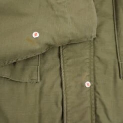 VINTAGE US ARMY M65 1971 VIETNAM WARFIELD JACKET PATCHED SIZE SMALL REG(Vintage Us Army M65 1971 Vietnam War Field Jacket Patched Size Small Regular) -Rare Gear USA Shop DSC 7906 9c286f69 ea71 4974 b488 d0be339ad3b9