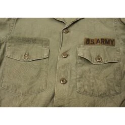 VINTAGE US ARMY UTILITY SHIRT P64 VIETNAM WAR ERA PATCHED(Vintage Us Army Utility Shirt P64 Vietnam War Era Patched) -Rare Gear USA Shop DSC 7913 1
