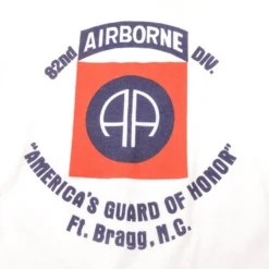 VINTAGE US ARMY 82ND AIRBORNE DIV. TEE SHIRT 1980s SIZE MEDIUM MADE IN USA(Vintage Us Army Tee Shirt 82nd Airborne Div Size Medium Made In Usa) -Rare Gear USA Shop DSC 7921 1 60dd8cce c5b4 4890 9a78 ea1ed02aff0d