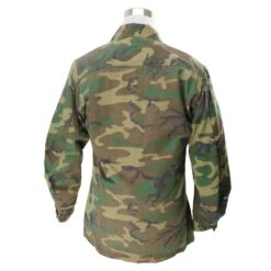 VINTAGE USMC WOODLAND HOT WEATHER COAT JACKET STENCIL 1978 SMALL LONG(Vintage Usmc Woodland Hot Weather Coat Jacket Stencil 1978 Small Long) -Rare Gear USA Shop DSC 7942