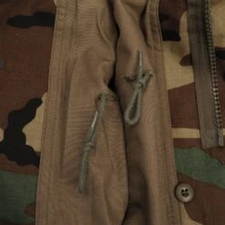 VINTAGE M65 WOODLAND CAMO PROPPER INT FIELD JACKET 1997 LARGE REGULAR NOS(Vintage Us Army M 1965 M65 Woodland Camo Field Jacket 1997 Large Regular Nos 1) -Rare Gear USA Shop DSC 8579