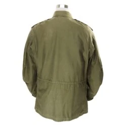 VINTAGE US ARMY FIELD JACKET PATCHED M51 1961 VIETNAM WAR MEDIUM REGULAR(Vintage Us Army Field Jacket Patched M51 1961 Vietnam War Medium Regular) -Rare Gear USA Shop DSC 8582