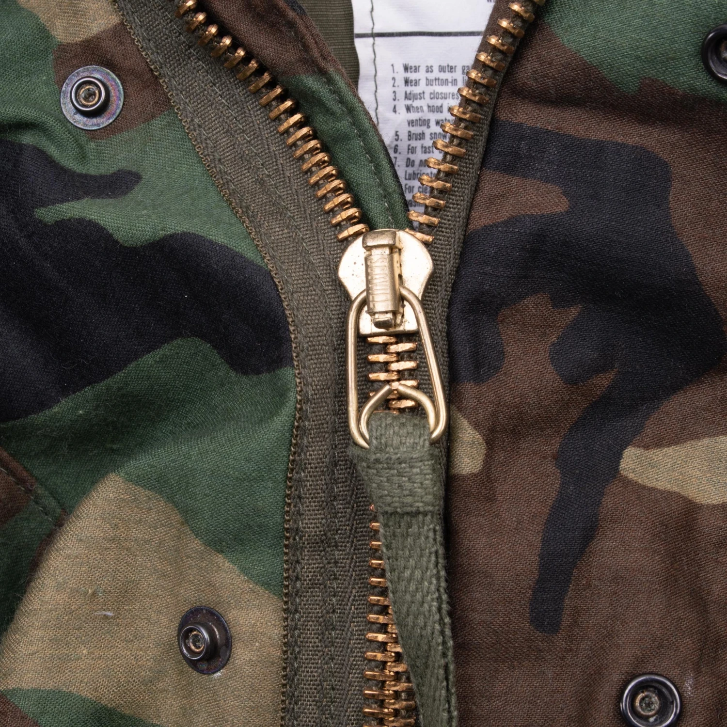 VINTAGE US ARMY M65 WOODLAND CAMO FIELD JACKET 1983 LARGE REGULAR NOS(Vintage Us Army M65 Woodland Camo Field Jacket 1996 Large Regular Nos 1) 5 VINTAGE US ARMY M65 WOODLAND CAMO FIELD JACKET 1983 LARGE REGULAR NOS(Vintage Us Army M65 Woodland Camo Field Jacket 1996 Large Regular Nos 1) - Image 5