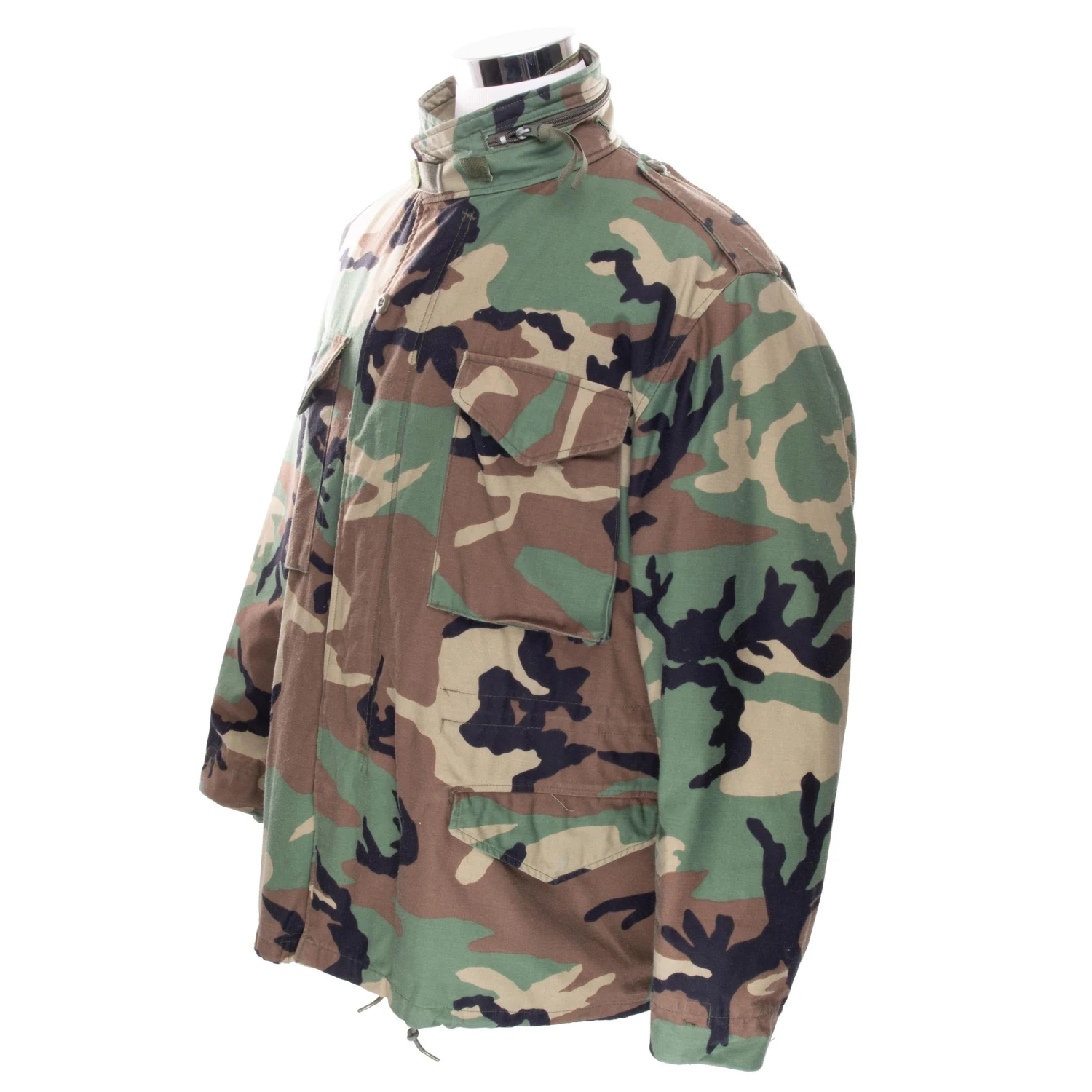 VINTAGE US ARMY M65 WOODLAND CAMO FIELD JACKET 1996 LARGE REGULAR NOS(Vintage Us Army M65 Woodland Camo Field Jacket 1996 Large Regular Nos) 2 VINTAGE US ARMY M65 WOODLAND CAMO FIELD JACKET 1996 LARGE REGULAR NOS(Vintage Us Army M65 Woodland Camo Field Jacket 1996 Large Regular Nos) - Image 2