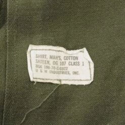 VINTAGE US NAVY SHIRT 1970 VIETNAM WAR SIZE 15 1/2X33 PATCH USA DET NHA BE UNIT(Vintage Usn Us Navy Short Sleeve Shirt 1970 Vietnam War Size 15 1 2 X 33) -Rare Gear USA Shop DSC 8789