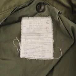 VINTAGE US ARMY M-1965 M65 FIELD JACKET 1973 VIETNAM WARSIZE SMALL REGULAR(Vintage Us Army M 1965 M65 Field Jacket 1973 Vietnam War Size Small Regular) -Rare Gear USA Shop DSC 8919 scaled