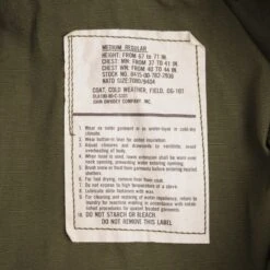 VINTAGE US ARMY M-1965 M65 FIELD JACKET 1980 SIZE MEDIUM REGULAR(Vintage Us Army M 1965 M65 Field Jacket Patched 1980 Size Medium Regular) -Rare Gear USA Shop DSC 9138