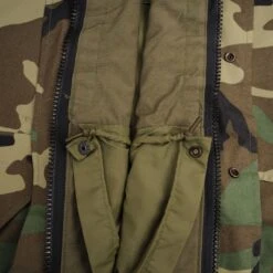 VINTAGE US ARMY WOODLAND CAMO ECWCS PARKA GORETEX 1996 SIZE XL REGULAR(Vintage Us Army Woodland Camo Ecwcs Parka Goretex 1996 Size Xl Regular) -Rare Gear USA Shop DSC 9398