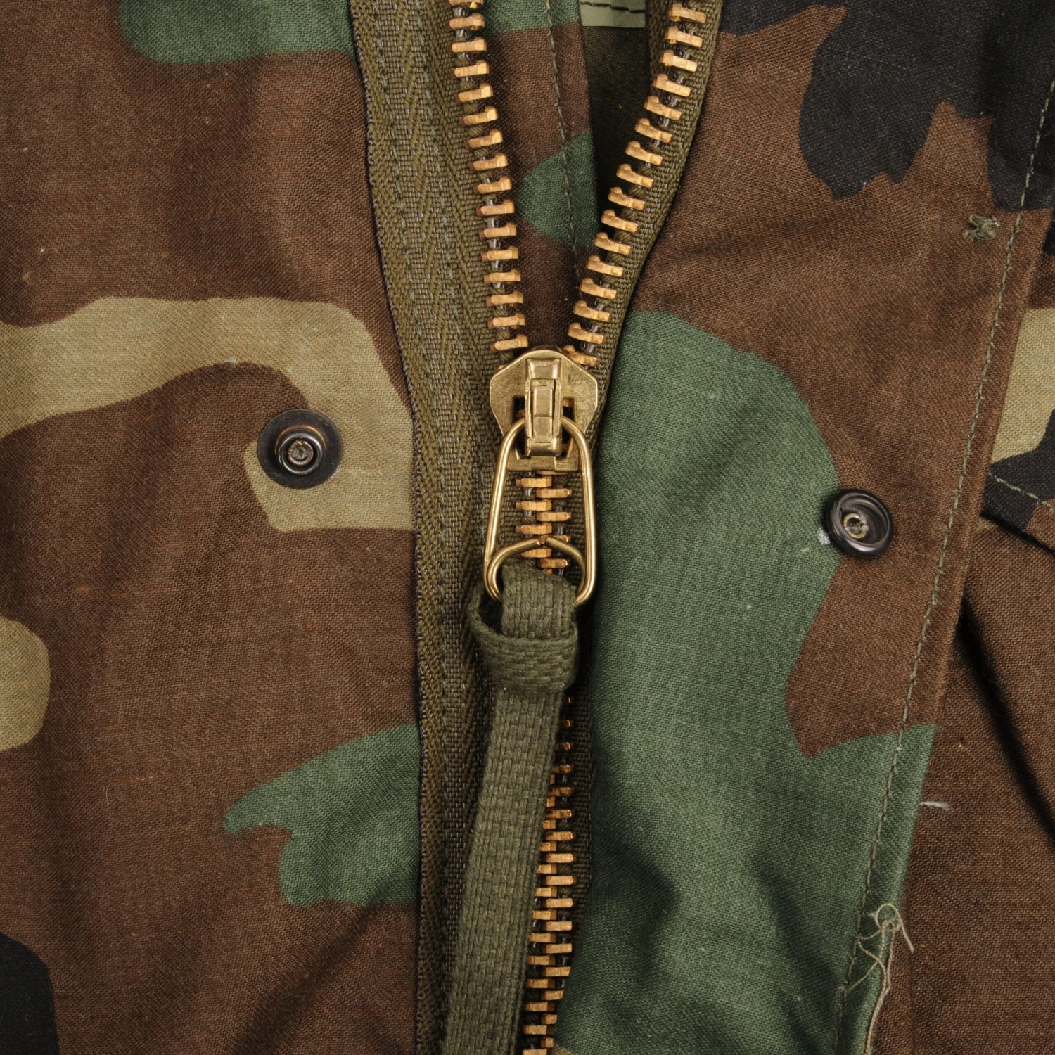 VINTAGE US ARMY M65 WOODLAND CAMO FIELD JACKET 1985 MEDIUM SHORT NOS(Vintage Us Army M65 Woodland Camo Field Jacket 1985 Medium Regular Nos) 5 VINTAGE US ARMY M65 WOODLAND CAMO FIELD JACKET 1985 MEDIUM SHORT NOS(Vintage Us Army M65 Woodland Camo Field Jacket 1985 Medium Regular Nos) - Image 5