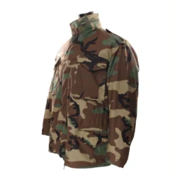 VINTAGE US ARMY M65 WOODLAND CAMO FIELD JACKET 1985 MEDIUM SHORT NOS(Vintage Us Army M65 Woodland Camo Field Jacket 1985 Medium Regular Nos)