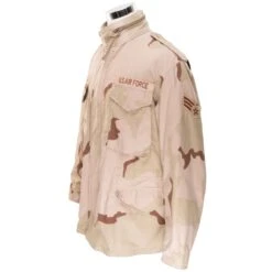VINTAGE USAF M-1965 M65 DESERT CAMO FIELD JACKET PATCHED1999 LARGE REGULAR(Vintage Usaf M 1965 M65 Desert Camo Field Jacket Patched 1999 Large Regular)