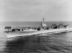 VINTAGE USN US NAVY A2 DECK JACKET COLD WEATHER 1986 SIZE LARGE V-4 USS RANGER(Vintage Usn Us Navy A 2 A2 Deck Jacket Cold Weather 1986 Size Large 42 44) -Rare Gear USA Shop USS Ranger CV 4 underway at sea during the later 1930s