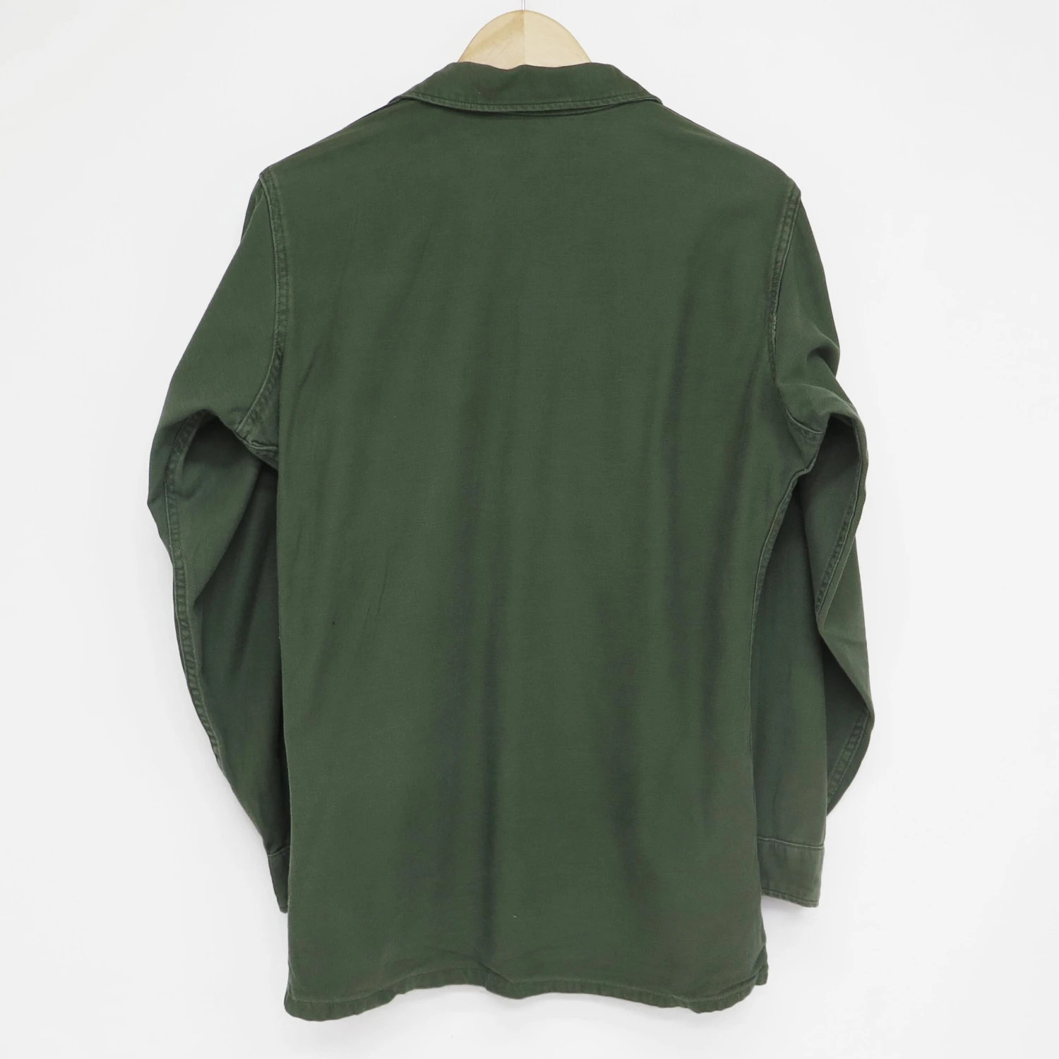 VINTAGE US ARMY UTILITY SHIRT P-64 P64 1968 VIETNAM WAR LIEUTENANT PARACHUTIST 82ND AIRBORNE DIVISION AIR DEFENSE ARTILLERY PATCHS SIZE 15 1/2 X 33(Us Army 1968 Vietnam Shirt Utility Lieutenant 82nd Airborne Division Parachute Artillery Patched) 2 VINTAGE US ARMY UTILITY SHIRT P-64 P64 1968 VIETNAM WAR LIEUTENANT PARACHUTIST 82ND AIRBORNE DIVISION AIR DEFENSE ARTILLERY PATCHS SIZE 15 1/2 X 33(Us Army 1968 Vietnam Shirt Utility Lieutenant 82nd Airborne Division Parachute Artillery Patched) - Image 2