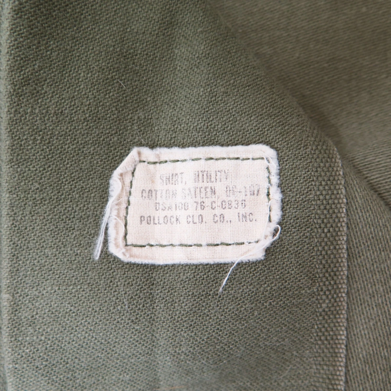 VINTAGE US ARMY UTILITY SHIRT P64 1976 26TH INFANTRY PATCHS SIZE 15 1/2 X 33(Us Army 1976 Vietnam Shirt Utility 26th Infantry Division Pilot Aviator Patched) 5 VINTAGE US ARMY UTILITY SHIRT P64 1976 26TH INFANTRY PATCHS SIZE 15 1/2 X 33(Us Army 1976 Vietnam Shirt Utility 26th Infantry Division Pilot Aviator Patched) - Image 5