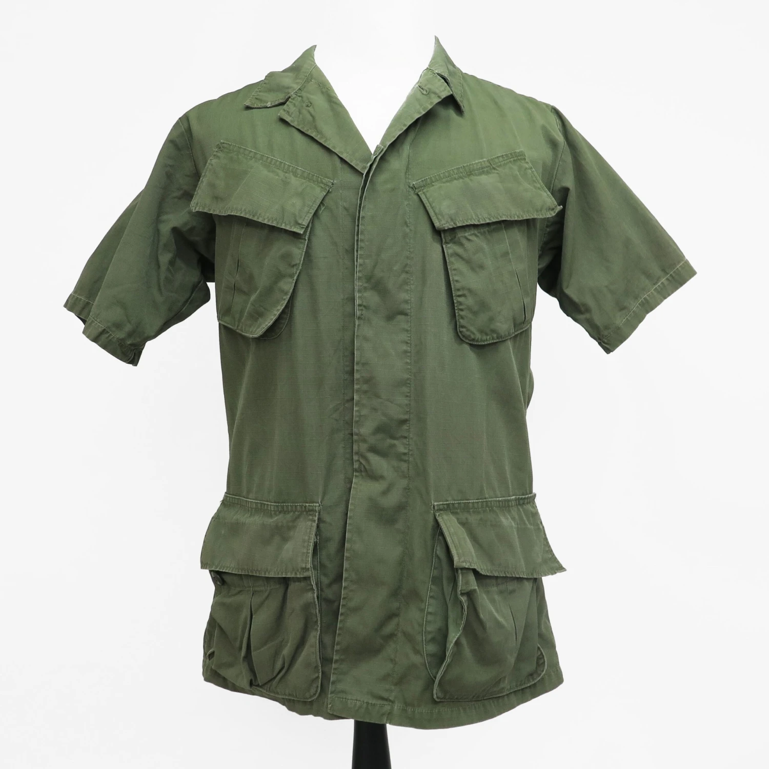 US ARMY TROPICAL COMBAT JACKET 4TH PATTERN 1968 VIETNAM WAR SIZE SMALL REGULAR(Vietnam Poplin Rip Stop Tropical Combat Shirt 1968 Small) 1 US ARMY TROPICAL COMBAT JACKET 4TH PATTERN 1968 VIETNAM WAR SIZE SMALL REGULAR(Vietnam Poplin Rip Stop Tropical Combat Shirt 1968 Small)