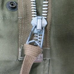 US ARMY M-1951 M51 FIELD JACKET 1952 KOREAN WAR SIZE MEDIUM REGULAR(Vintage Us Army M 1951 M51 1952 Field Jacket Medium Regular Korean War) 13 US ARMY M-1951 M51 FIELD JACKET 1952 KOREAN WAR SIZE MEDIUM REGULAR(Vintage Us Army M 1951 M51 1952 Field Jacket Medium Regular Korean War) -Rare Gear USA Shop cop zip