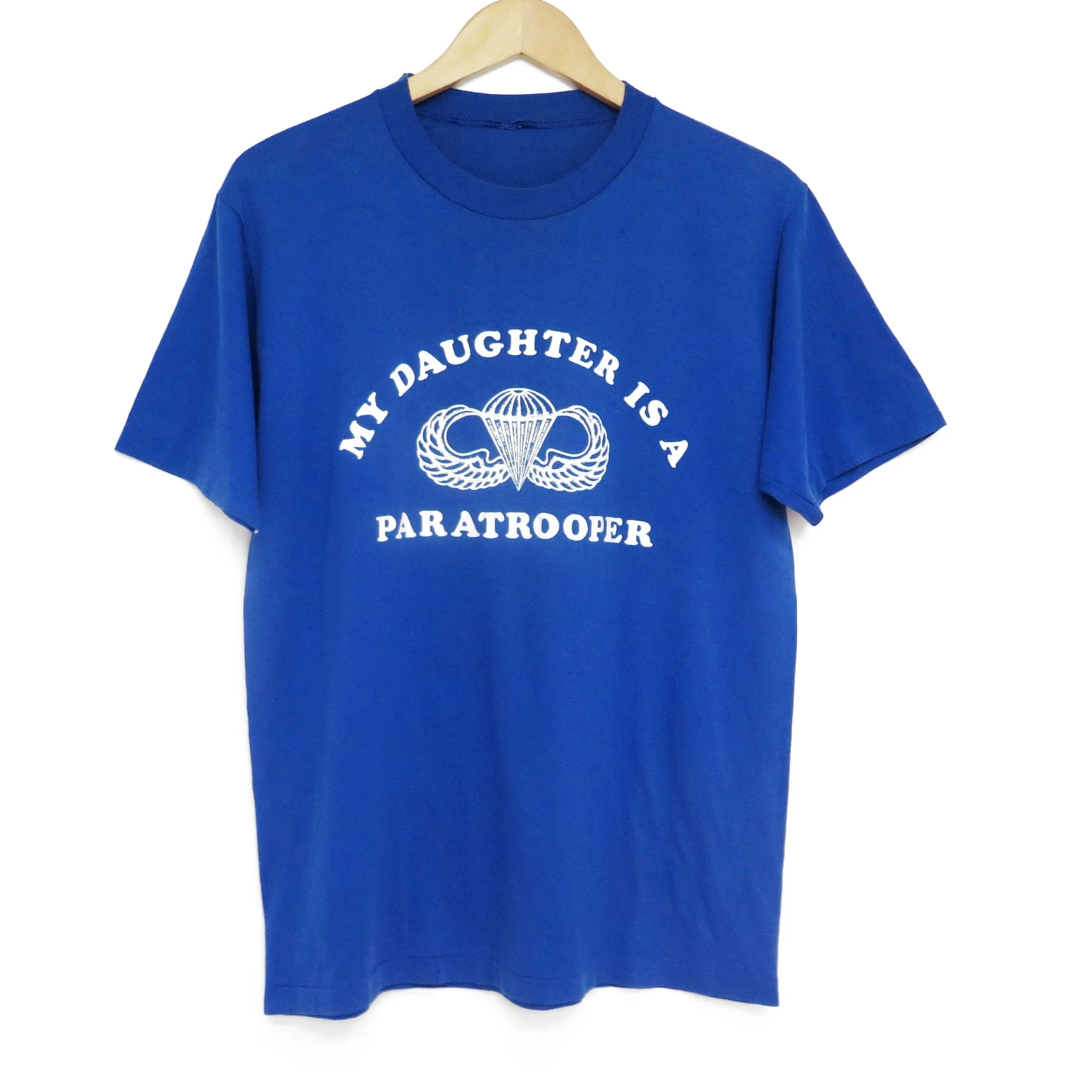 VINTAGE MY DAUGHTER IS A PARATROOPER 80'S T-SHIRT SIZE MEDIUM(My Daughter Is A Paratrooper 80s T Shirt) 1 VINTAGE MY DAUGHTER IS A PARATROOPER 80'S T-SHIRT SIZE MEDIUM(My Daughter Is A Paratrooper 80s T Shirt)