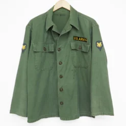 US ARMY UTILITY SHIRT P-58 P58 1960'S VIETNAM WAR SPECIALIST E4 PATCH SIZE MEDIUM(Us Army Vietnam Shirt Sateen 1960s Specialist)