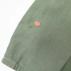 US ARMY UTILITY SHIRT P-58 P58 1960'S VIETNAM WAR SPECIALIST E4 PATCH SIZE MEDIUM(Us Army Vietnam Shirt Sateen 1960s Specialist) -Rare Gear USA Shop pat stain