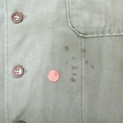 US ARMY UTILITY SHIRT P-58 P58 1960'S VIETNAM WAR SPECIALIST E4 PATCH SIZE MEDIUM(Us Army Vietnam Shirt Sateen 1960s Specialist) -Rare Gear USA Shop pat stain3