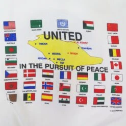 VINTAGE OPERATION DESERT SHIELD 1990 SWEATSHIRT SIZE LARGE DEADSTOCK(Operation Desert Shield 1990 Sweatshirt Large) -Rare Gear USA Shop shield visu2