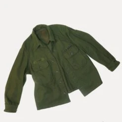 US ARMY FIELD SHIRT WOOL 107TH ARMORED CAVALRY REGIMENT PATCH SIZE LARGE(Us Army Shirt) 9 US ARMY FIELD SHIRT WOOL 107TH ARMORED CAVALRY REGIMENT PATCH SIZE LARGE(Us Army Shirt) -Rare Gear USA Shop stran open