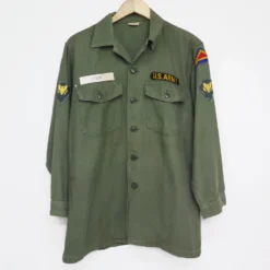 US ARMY UTILITY SHIRT P-64 P64 1960'S7TH ARMY SPECIALIST E4 PATCH(Us Army 1960s Vietnam Shirt Utility Sateen 7th Army Specialist 1)