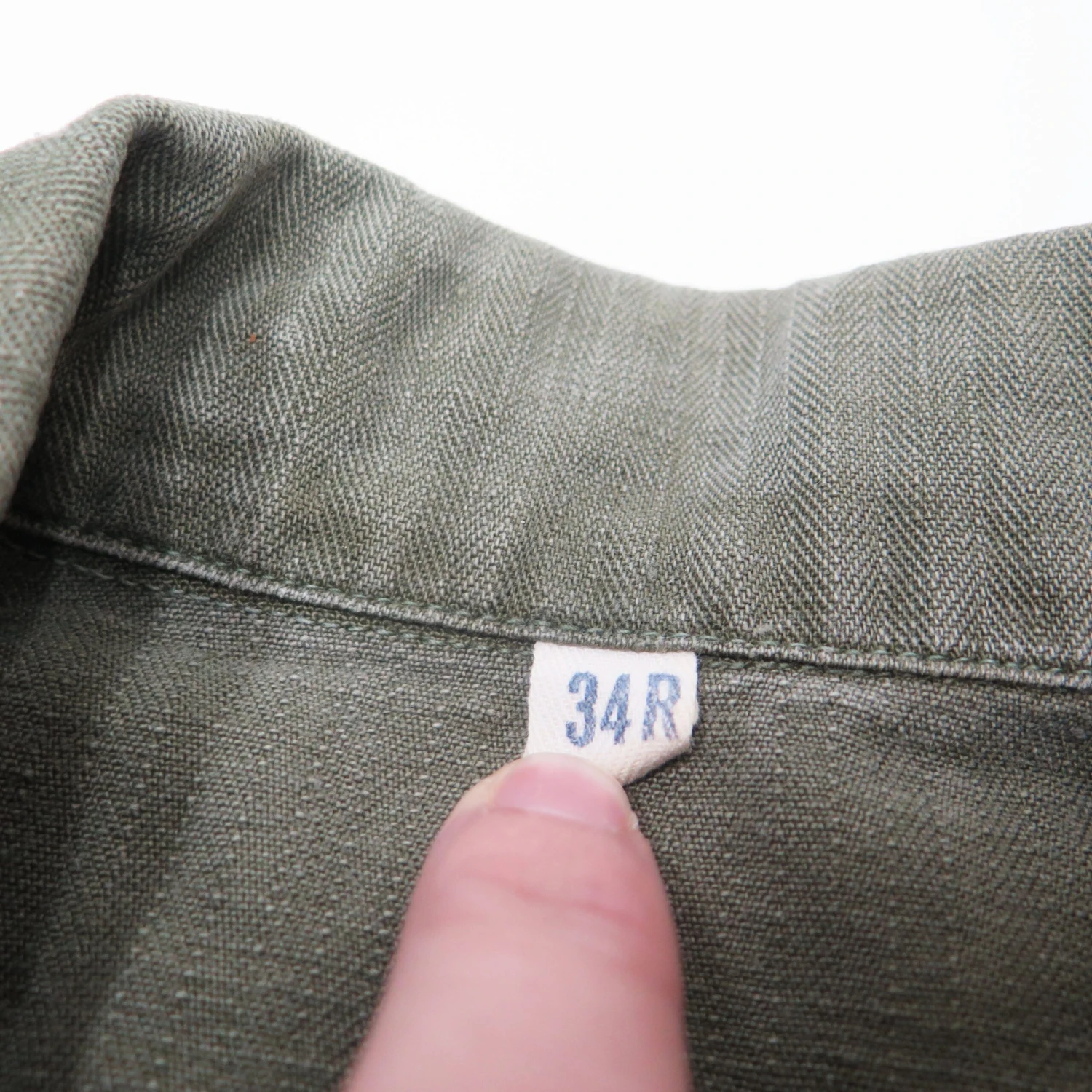 VINTAGE US ARMY UTILITY SHIRT HBT TWILL HERRINGBONE EARLY VIETNAM SIZE 34R(Us Army Shirt Utility Ripstop 34r) 4 VINTAGE US ARMY UTILITY SHIRT HBT TWILL HERRINGBONE EARLY VIETNAM SIZE 34R(Us Army Shirt Utility Ripstop 34r) - Image 4