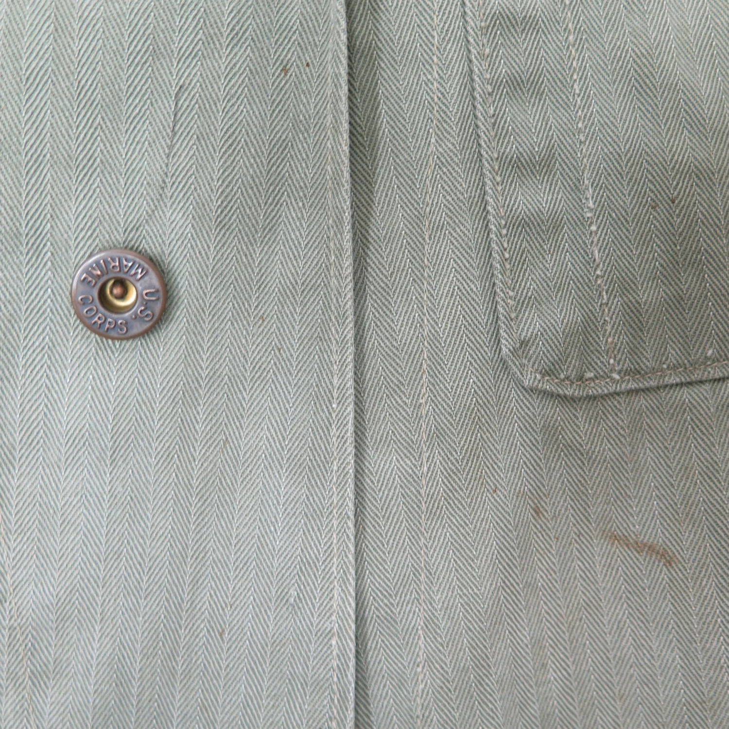 USMC US MARINE CORPS UTILITY SHIRT HBT HERRINGBONE TWILL 1940's WW2 USMC STENCIL SIZE MEDIUM(Ww2 Usmc Herringbone Stencil Shirt 1940s) 5 USMC US MARINE CORPS UTILITY SHIRT HBT HERRINGBONE TWILL 1940's WW2 USMC STENCIL SIZE MEDIUM(Ww2 Usmc Herringbone Stencil Shirt 1940s) - Image 5