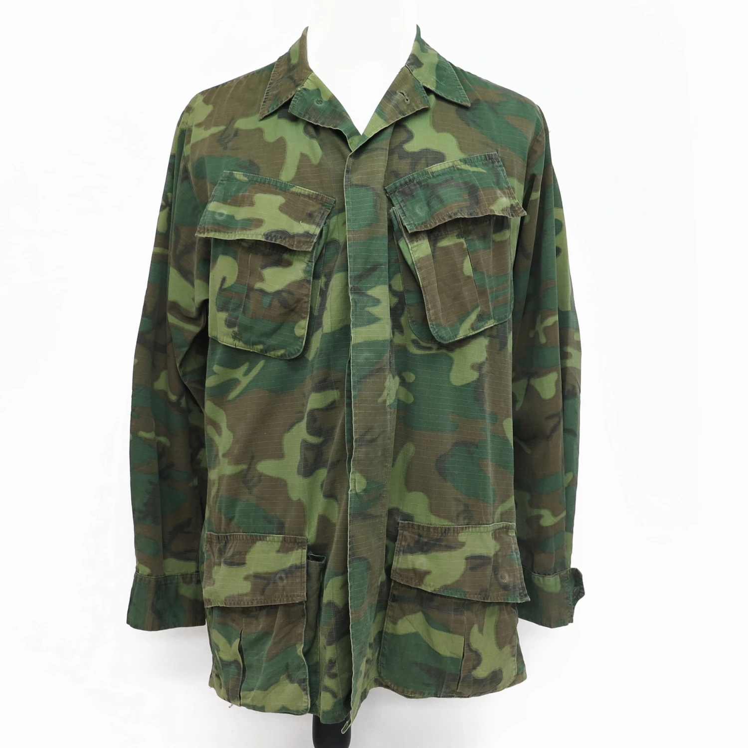 TROPICAL COMBAT JACKET 5TH PATTERN ERDL 1970 VIETNAM WAR SIZE MEDIUM LONG(Vietnam Poplin Rip Stop Tropical Combat Shirt 1970 Medium) 1 TROPICAL COMBAT JACKET 5TH PATTERN ERDL 1970 VIETNAM WAR SIZE MEDIUM LONG(Vietnam Poplin Rip Stop Tropical Combat Shirt 1970 Medium)